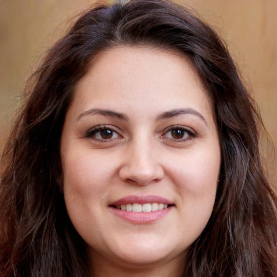 Manicure professional who completed the Kelilor workshop programme